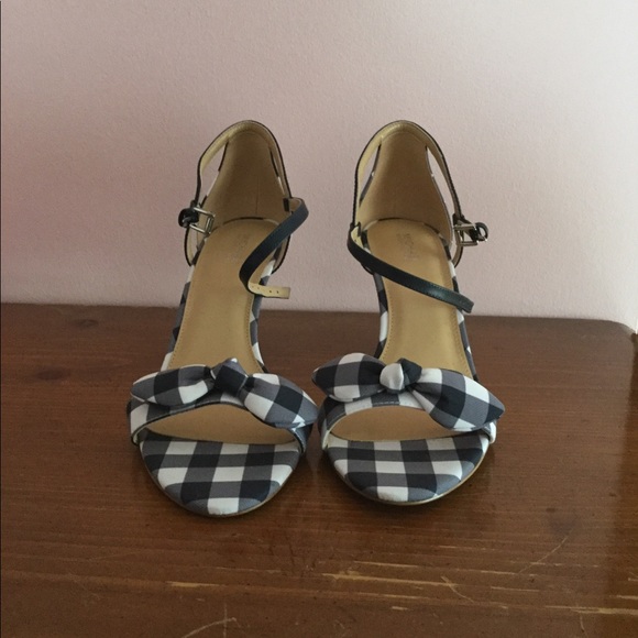 Michael Kors  Pippa Mid Sandal - Picture 1 of 11